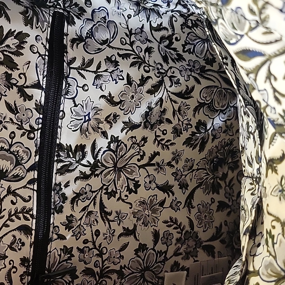 Vera Bradley Black Backpack with Disney Design - Picture 7 of 12